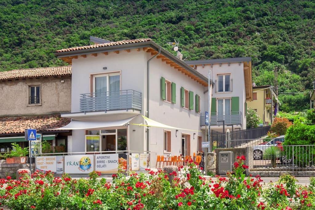 Il Frantoio A Monte-Vicino Al Lago Malcesine Buitenkant foto